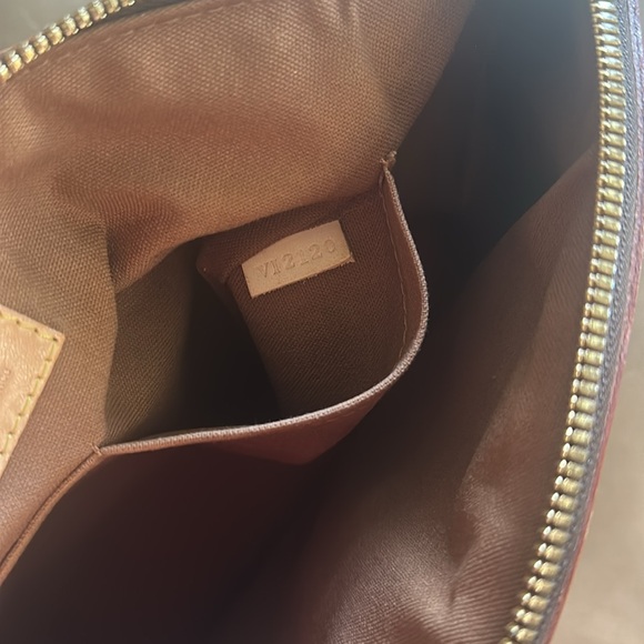 Authentic Louis Vuitton Tivoli PM - Picture 8 of 9